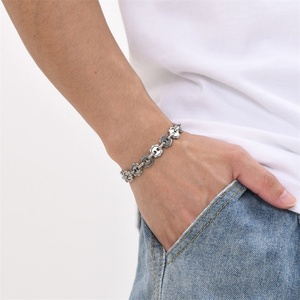 Wholesale Minimalist Jewelry Stainless Steel <b>Men</b> Bracelet Waterproof Sun Charms Link Chain Bracelet - Product Image 3