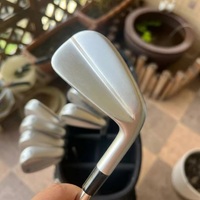 Ensemble de fers de golf forgés, fers en acier au carbone à lancement élevé avec rainures de précision pour les golfeurs hommes, entraînement et compétition sur le terrain