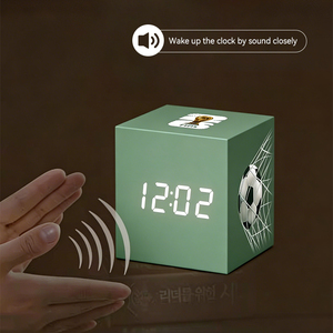 <span class=keywords><strong>Reloj</strong></span> Despertador <span class=keywords><strong>Digital</strong></span> Inteligente para Decoración <span class=keywords><strong>de</strong></span> Dormitorio, Mini Cubo <span class=keywords><strong>de</strong></span> Madera para Mesita <span class=keywords><strong>de</strong></span> Noche, Regalo Corporativo, Zona <span class=keywords><strong>de</strong></span> Aficionados al Fútbol, Mesa <span class=keywords><strong>de</strong></span> Fútbol - Product Image 2