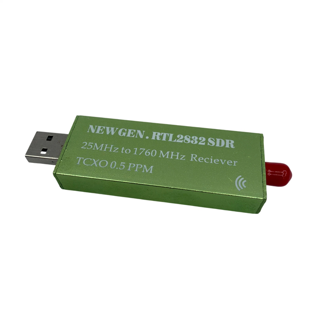 Wholesale NEWGEN RTL2832 SDR Dongle with TCXO 0.5ppm 25-1760MHz USB 2.0 Green Case Bulk for Radio Enthusiasts