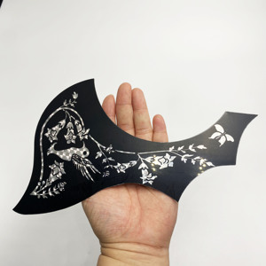 Piastra Protettiva Speciale per Chitarra Acustica Folk con Motivo Floreale Nero e Argento, Antigraffio, per Chitarre da 40-41 Pollici - Product Image 4