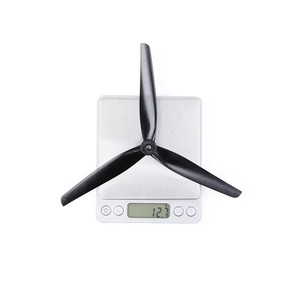 Q 8x4x3 इंच <span class=keywords><strong>3</strong></span> ब्लेड/त्रि-ब्लेड प्रोपेलर ब्लैक ग्लास फाइबर नायलॉन डिय पार्ट्स एफपीपी सिनेलिफ्टर लंदन ड्रोन (1cw + 1cw) - Product Image 3