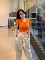 T-shirt d'été slim pour femme, crop top décontracté, nouveau col en U amincissant avec découpe sexy au niveau du nombril, imprimé tendance pour fille branchée, couleur unie