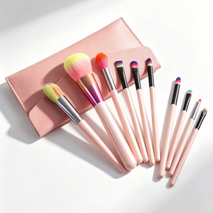 Juego de 10 Brochas de Maquillaje con Mango Rosa, Cerdas Coloridas en Degradado, Brochas Cosméticas Sintéticas Suaves con Bolsa de Maquillaje Portátil - Product Image 5