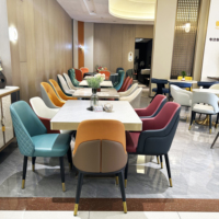 Ensemble de table et chaises de salle à manger en marbre, style nordique moderne, pour la maison et les restaurants