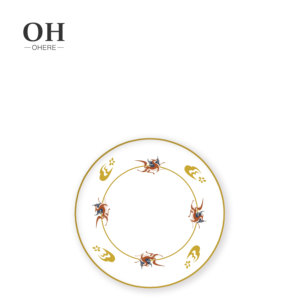 <span class=keywords><strong>Service</strong></span> de table en céramique hybride <span class=keywords><strong>bleu</strong></span> <span class=keywords><strong>et</strong></span> <span class=keywords><strong>blanc</strong></span> de luxe Ohere, <span class=keywords><strong>service</strong></span> de table en porcelaine à bord doré pour la décoration de mariage - Product Image 3