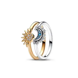 Cincin pasangan dua nada emas perak kreatif cincin Pria Wanita hadiah pertunangan mode bertatahkan berlian langit Matahari dan Bulan Set cincin