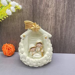 SWAITE Regalos Navideños para el Hogar - Set de Esculturas del Nacimiento de Jesús - Decoración Artesanal de Resina para Interiores SW6546 - Añade un Toque Festivo Navideño - Product Image 4