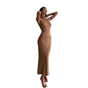 Jupe longue élégante pour femme, coupe droite ajustée, sans manches, col rond, tricot côtelé, couleur unie, style européen et américain, collection 2026, vente chaude - Product Image 5