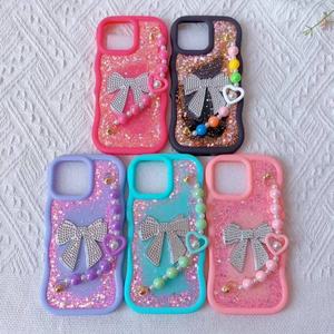 Kawaii mariposa de dibujos animados cadena correa de muñeca pulsera coloridos encantos Kit para <span class=keywords><strong>iPhone</strong></span> 16 Pro Max/iPhone15 Pro Max funda de teléfono móvil - Product Image 3