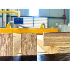 Madera de Caucho de Vietnam con Película Técnica HPF, Decoración de Doble Cara con el Mejor Chapa de Madera Laminada Industrial a un Precio Razonable - Product Image 1