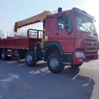 Yenilenmiş HOWO 8x4 Ağır Hizmet Tipi Mobil Kamyon Vinci, 16 Ton Hidrolik Teleskopik Bomlu Weichai Motorlu, İnşaat Kaldırma İşleri İçin