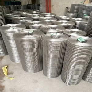 High Quality Yuking Stainless Steel Welded Wire <b>Mesh</b> Electro Galvanized Iron Wire <b>Mesh</b> for Fence 1mm-4mm Gauge - Product Image 1