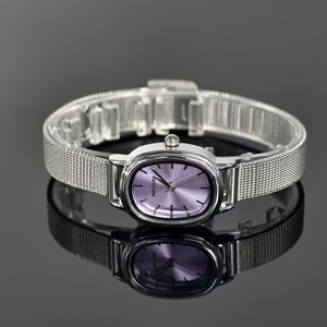 Reloj de color con esfera Ovalada para mujer BrightTones con correa de acero Juvenil y elegante - Product Image 2
