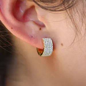 8-10mm mini cerchio di modo europeo minimal delicati gioielli design micro spianare cz orecchino ad anello