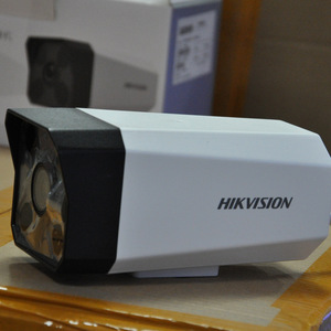  Sistema de Vigilancia con DVR PoE de 4 Canales, Compresión H.265 y Monitoreo Remoto - Product Image 2