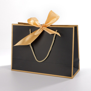 Venta al por mayor negro Tarjeta impresa logotipo bolso embalaje perfume paquetes de regalo entrega puntual cajas de papel personalizadas para regalos de ropa - Product Image 5