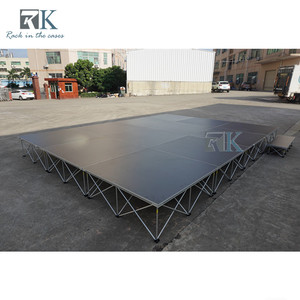 Plateforme de scène pliable en aluminium RK avec surface antidérapante pour utilisation en extérieur - Product Image 3