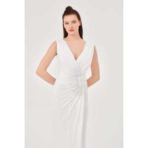 ชุดราตรีผ้าซาตินสีขาวหรูหรา คอวี ผูกเอวแบบธรรมชาติ - Product Image 1