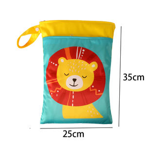 Borsa Riutilizzabile in Poliestere Resistente all'Acqua con Doppia Tasca 25*35cm, Motivi Leone, Panda, Scoiattolo, per Conservare Pannolini, Vestiti, Asciugamani per Bambini - Product Image 2