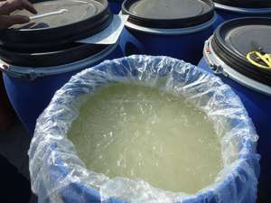 SLES 70% โซเดียมลอริลอีเทอร์ซัลเฟตสำหรับอาบน้ำแชมพูน้ำยาซักผ้า Texapon 70 SLES - Product Image 5