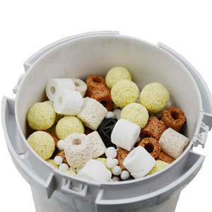 วัสดุกรองตู้ปลาเซรามิกแบบ 13 in 1 เป็นมิตรกับสิ่งแวดล้อม พร้อมถ่านกัมมันต์ สำหรับตู้ปลาทะเลน้ำจืดและห้องนั่งเล่น - Product Image 5