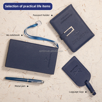 Ensemble cadeau de voyage en cuir PU personnalisé en gros, porte-passeport, étiquette de valise, carnet de voyage, boîte cadeau avec stylo