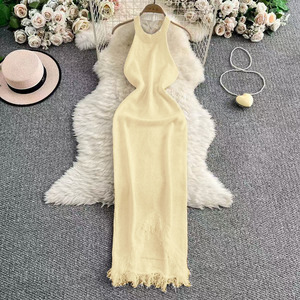 Abbigliamento Donna Estate 2026 Nuovo Abito Lungo Elegante Senza Spalline con Halter e Frange <span class=keywords><strong>in</strong></span> <span class=keywords><strong>Maglia</strong></span> Color Crema - Product Image 6