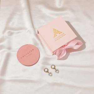 Caja de Joyería de Cartón con Forma de Libro Cuadrado de Lujo, Cierre Magnético, Color Personalizado para Anillos de Compromiso y Propuesta de Matrimonio - Product Image 2