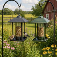 Mangeoire à oiseaux carrée avec tube à graines transparent en plastique/PVC, base à chaîne pour suspension au toit, plateau, décoration extérieure pour jardin et cour, style antique