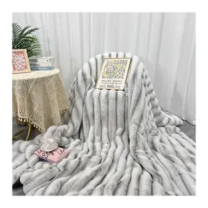 Wholesale Soft Double Layers Fluffy Fleece All Seasons Luxury Cute Cozy Furry Rabbit Faux Fur Throw Blanket