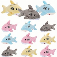 Porte-clés en peluche requin doux et coloré personnalisé en gros, pendentif animal marin en peluche moelleux avec broderie