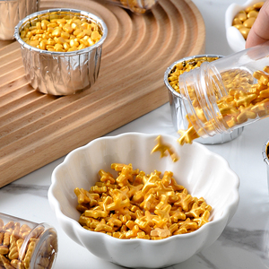 Estrella <span class=keywords><strong>de</strong></span> nieve dorada y forma <span class=keywords><strong>de</strong></span> corazón <span class=keywords><strong>de</strong></span> prensa, ingredientes <span class=keywords><strong>de</strong></span> panadería, dulces prensados para decoración <span class=keywords><strong>de</strong></span> magdalenas y pasteles - Product Image 1