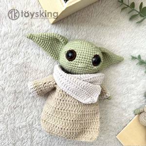 Peluche artisanale au crochet Baby <span class=keywords><strong>Yoda</strong></span> – Figurine douce inspirée de l'enfant, adorable cadeau de collection extraterrestre pour les fans - Product Image 2