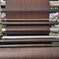 Film de laminage PVC personnalisé en ligne, texture grain de bois, gaufrage, anti-rayures, résistant à la chaleur, pour meubles, murs, portes