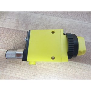 Capteur photoélectrique Banner Mini-Beam SM312CVQD 10 à 30V DC NPN PNP Rouge visible Démontage rapide - Product Image 4