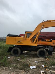 Pelle sur pneus Hyundai 200W-5 à haut rendement Original Japon Multifonctionnel Bonne condition Utilisé Hyundai 60w 120w 210w 150 Vente - Product Image 5