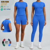 Ensemble de yoga sans couture 2 pièces pour femme, haut court à manches courtes et short taille haute, idéal pour la gym, le sport, le fitness et la course à pied