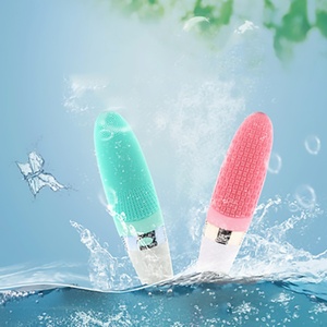 แปรงขัดผิวพลาสติกนุ่มแบบชาร์จไฟผ่าน USB พร้อมด้ามจับยาวสำหรับใช้ในครัวเรือนและทำความสะอาดร่างกาย - Product Image 2