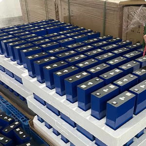 Batteria Prismatica LiFePO4 Hithium 3.2V 314Ah 280Ah 320Ah 340Ah per Sistemi Solari/Uso Energetico, 8000 Cicli, Energia Solare - Product Image 6