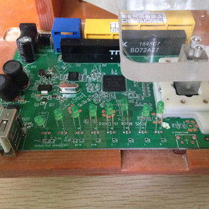 Fabriqué en chine BGA retravaillant la <span class=keywords><strong>pince</strong></span> de la carte mère équipement de test machine cnc pour la maison intelligente - Product Image 2
