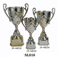 Trophées personnalisés en métal or et argent gravés et imprimés en typographie pour Taekwondo, Badminton, et récompenses d'académie – Qualité supérieure