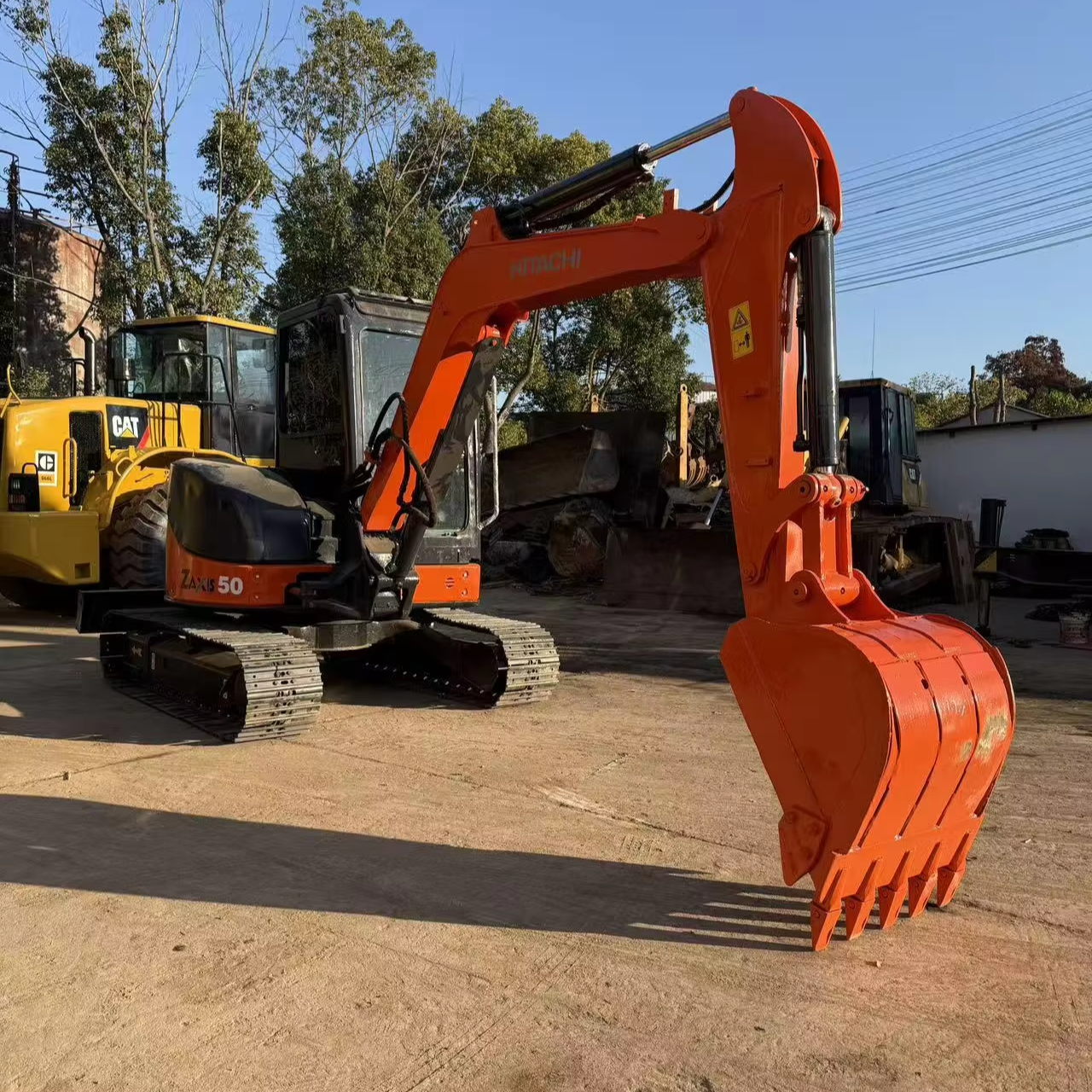 Wholesale Hitachi ZX55 Excavator Ideal for Farmland | Alibaba.com