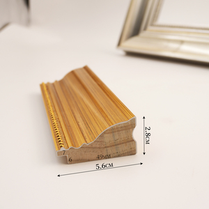 Cornice <span class=keywords><strong>da</strong></span> Parete Grande in Legno di Pino Ecologico Fatta a Mano con Foglia d'Oro e Stampa in Rilievo Stile Retrò Europeo - Product Image 3