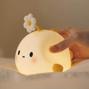 Lampu malam LED silikon, lampu silikon silikon ikan untuk tidur anak perempuan, lampu malam kamar tidur Baterai hangat cahaya putih - Product Image 1