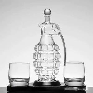 Juego de decantador en forma de <span class=keywords><strong>Granada</strong></span> de licor de botella de vino de borosilicato de 850ml personalizado al por mayor - Product Image 3