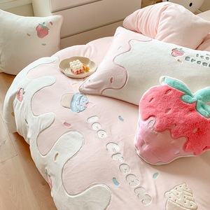 ODM/OEM Cartoon Applique pink Milk Velvet Comforter <strong>Cover</strong> 4pcs Bedsheet Kid' Bedding Set Supplier - Product Image 3
