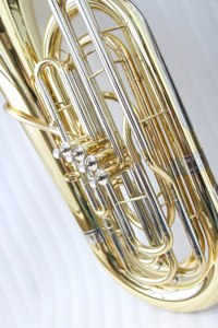 <span class=keywords><strong>Tuba</strong></span> en laiton de taille 3/<span class=keywords><strong>4</strong></span>, <span class=keywords><strong>4</strong></span> <span class=keywords><strong>pistons</strong></span> à action frontale, tuyau d'échappement en cupronickel, <span class=keywords><strong>pistons</strong></span> en acier inoxydable, laque transparente, tonalité BB - Product Image 4