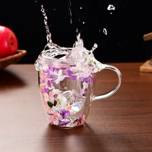 Bán buôn đôi tường Glass Mug Cup với hoa khô 16oz đôi tường Glass cup