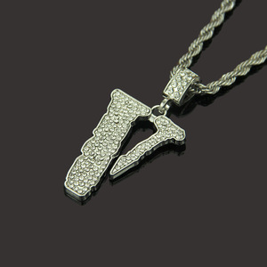 Collar con Colgante de Letra V de Diseño Innovador y Alta Calidad, Estilo Hiphop, Unisex, Joyería de Moda al por Mayor, Gran Venta 2026 - Product Image 3